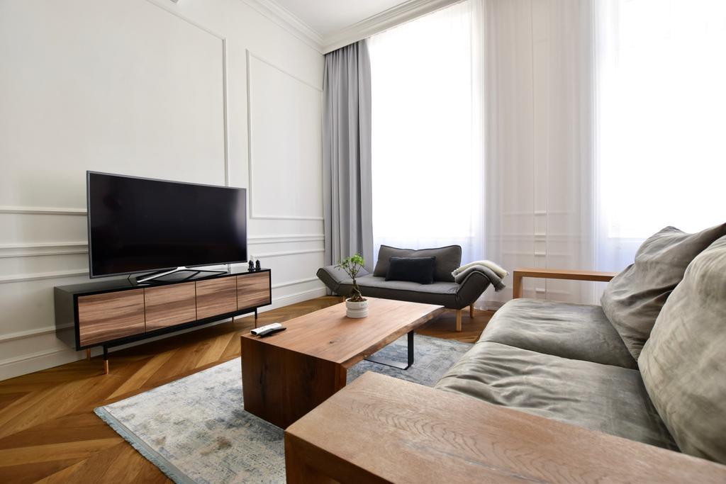Luxury Apartment By Hi5 - Bazilika Suite Budapest Exterior photo